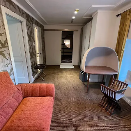 Dipperstar Guest house